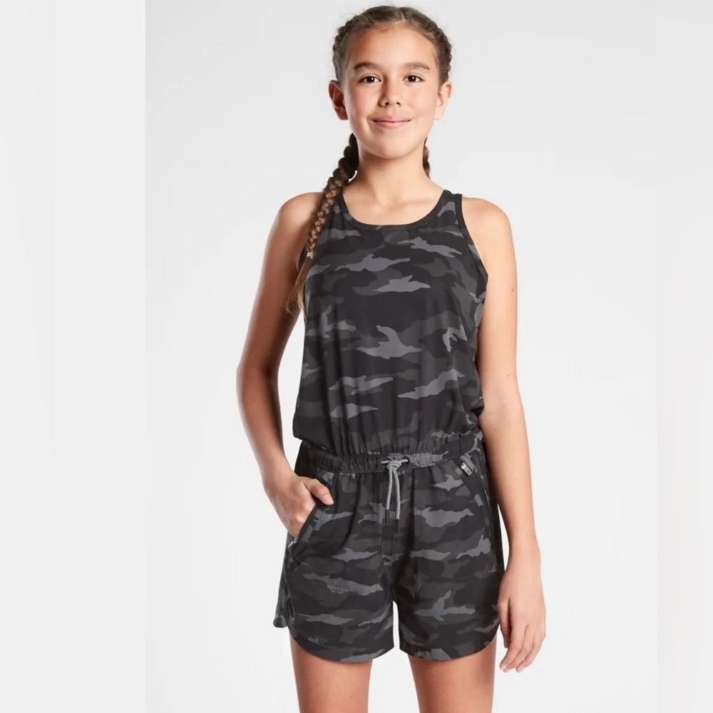 Athleta Girl‎ On the Go Romper Black Camo Romper Size XL/14